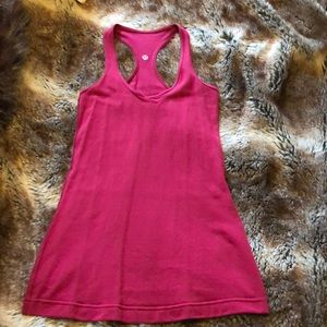 Lululemon bumbleberry Cool Racerback sz 4